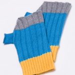Knitted fingerless mittens gloves unisex turquoise