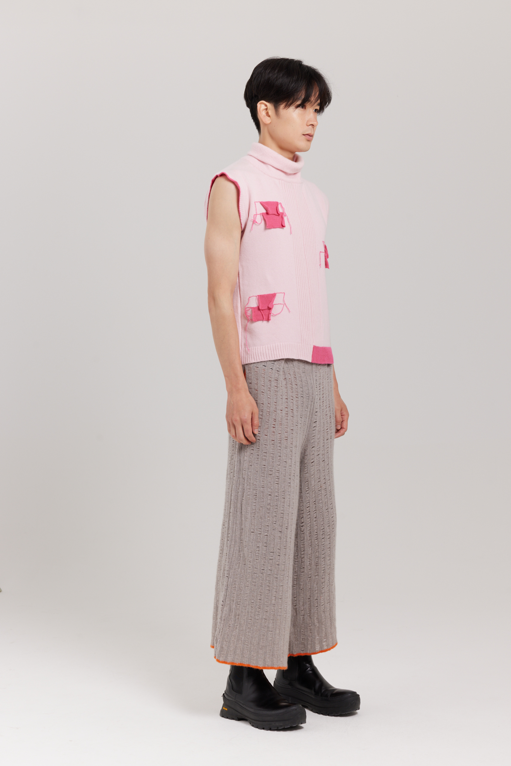 Balfour Top Pink Ecomm Male Side