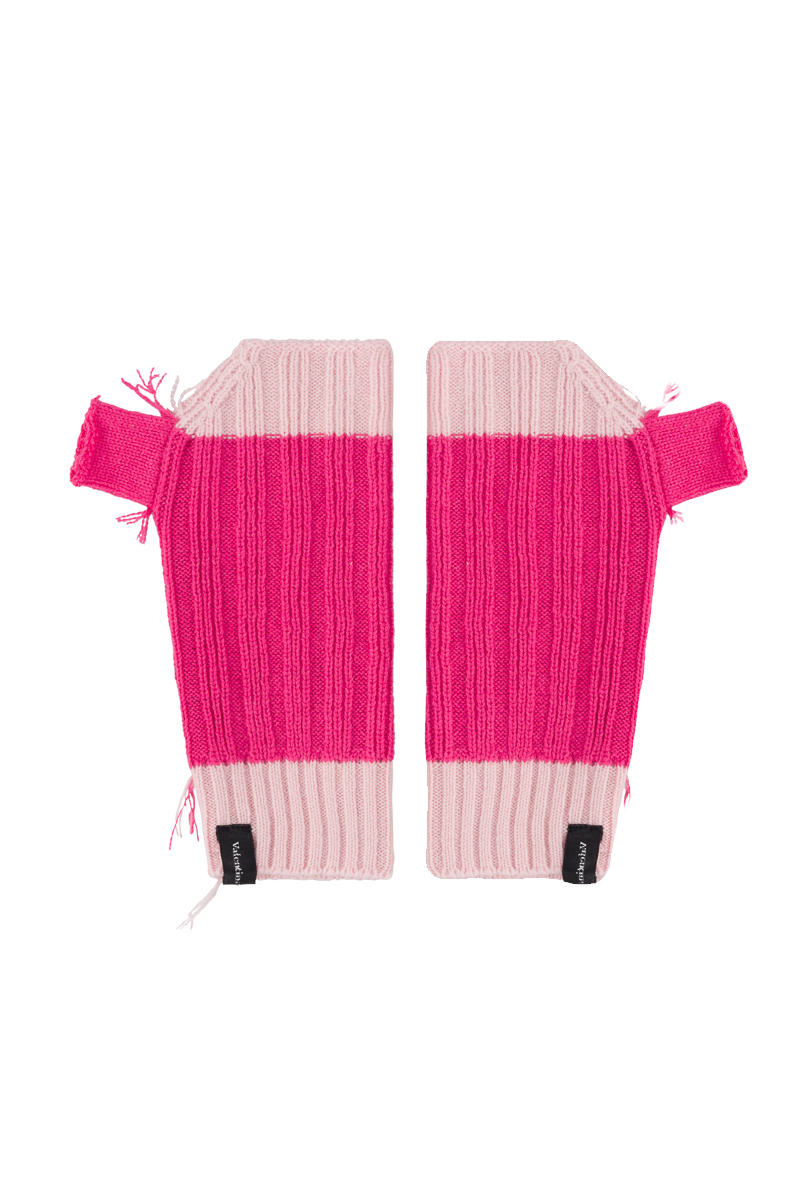 pink cashmere mittens