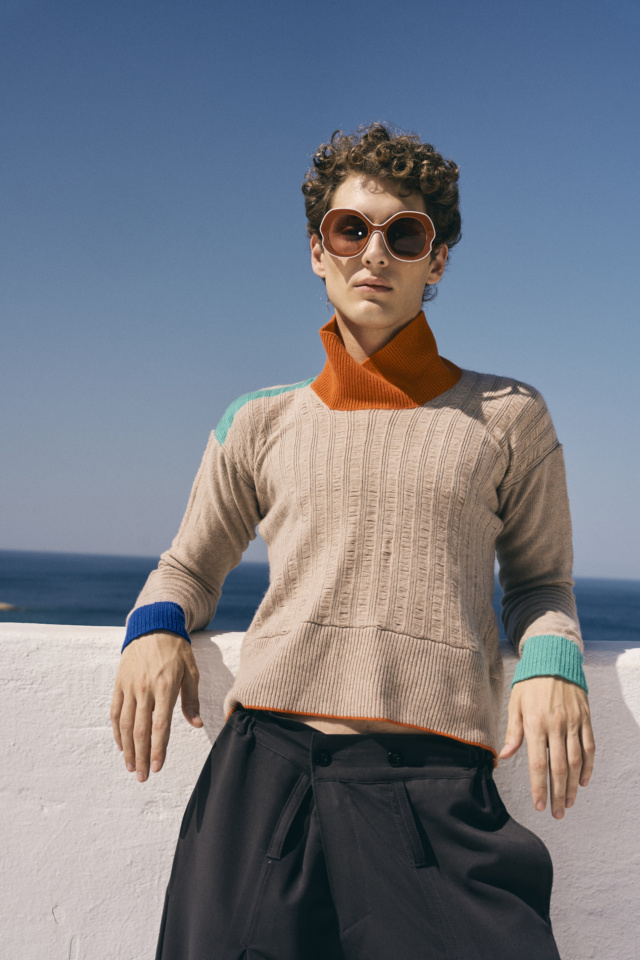 Textured beige with contrast colour jumper unisex